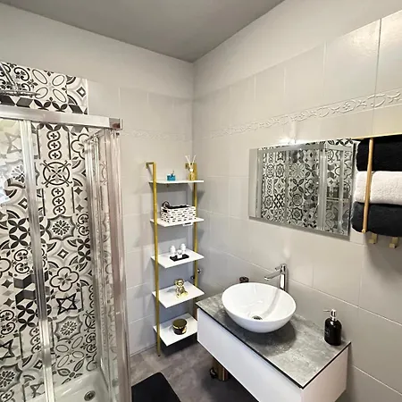 Apartment 31 -