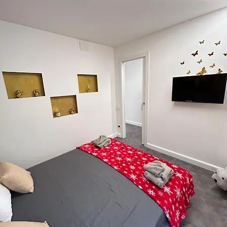 31 - Apartment *