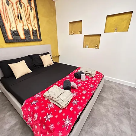 31 - Apartment *